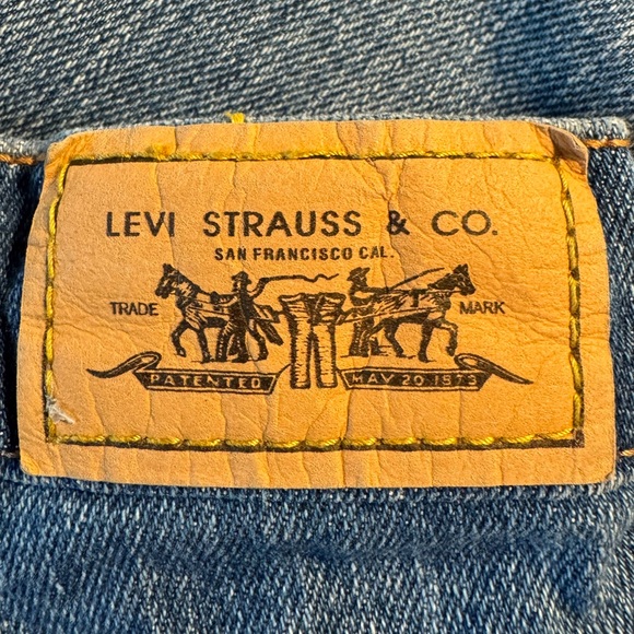Levi’s 515 Shorts - Picture 4 of 4